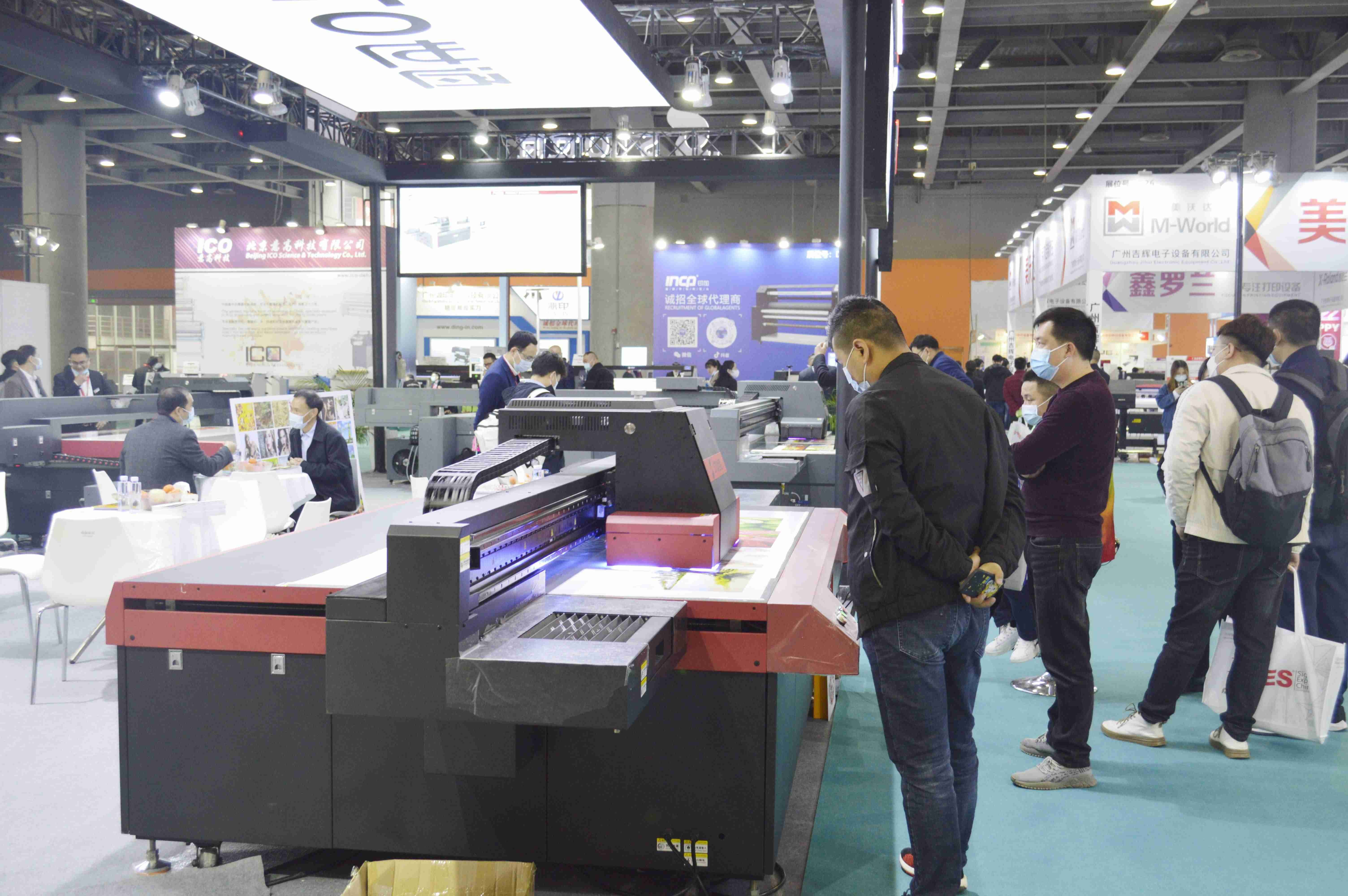 精彩回顧-世通智能亮相廣（guǎng）州（zhōu）迪培思國際廣告展